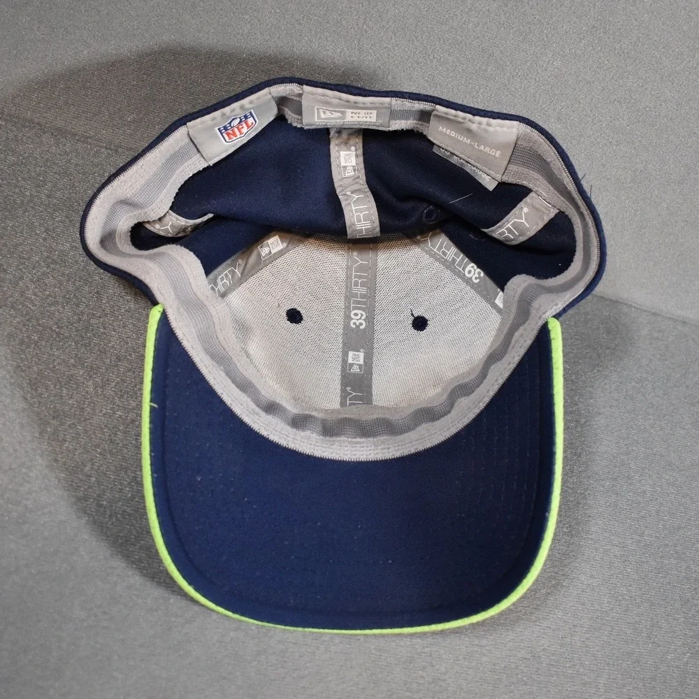 Seattle Seahawks New Era Fitted M-L 2014‎ Super Bowl Champions Hat Green Blue
